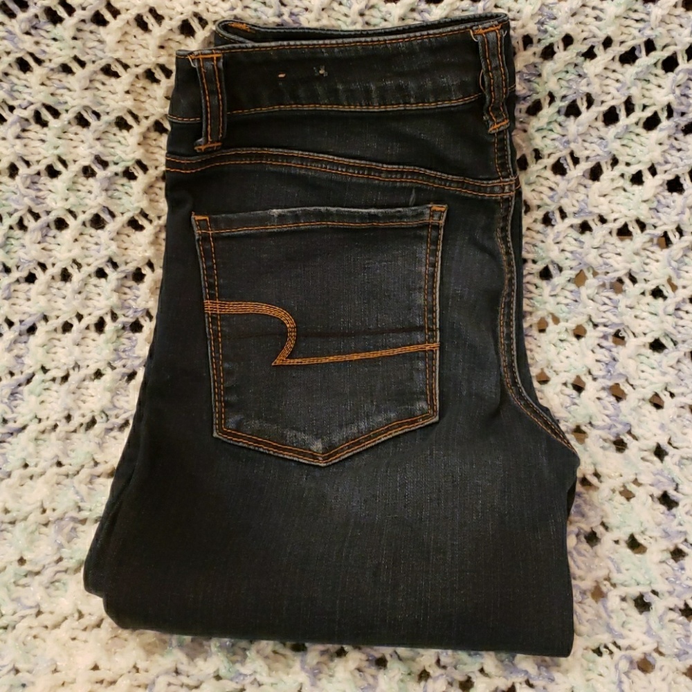 Size 6 American Eagle  High Rise Jegging Super Str